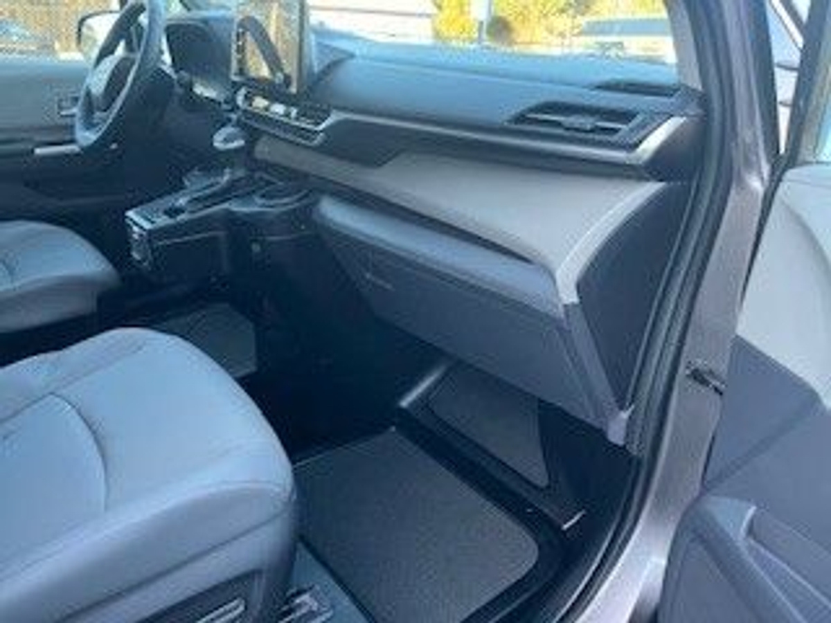 2022 TOYOTA SIENNA - Image 12