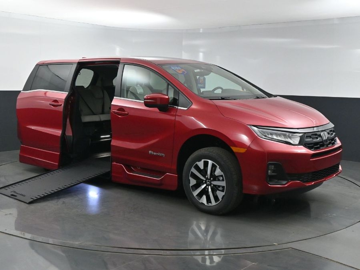 2025 Honda Odyssey EX-L's photo