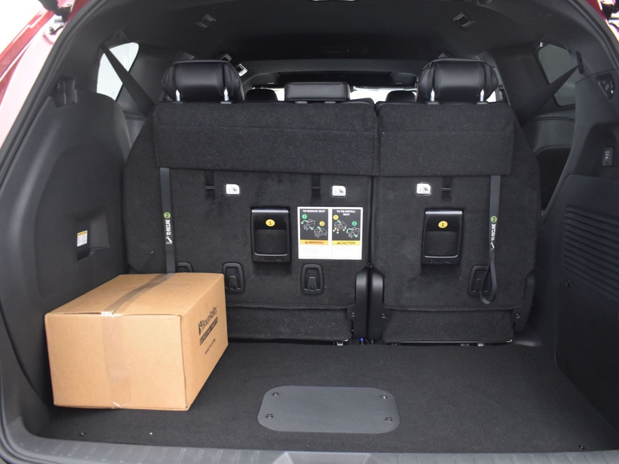New 2025 Toyota Sienna Hybrid XSE Sport - BraunAbility Side Entry Entry In Floor Automatic Ramp