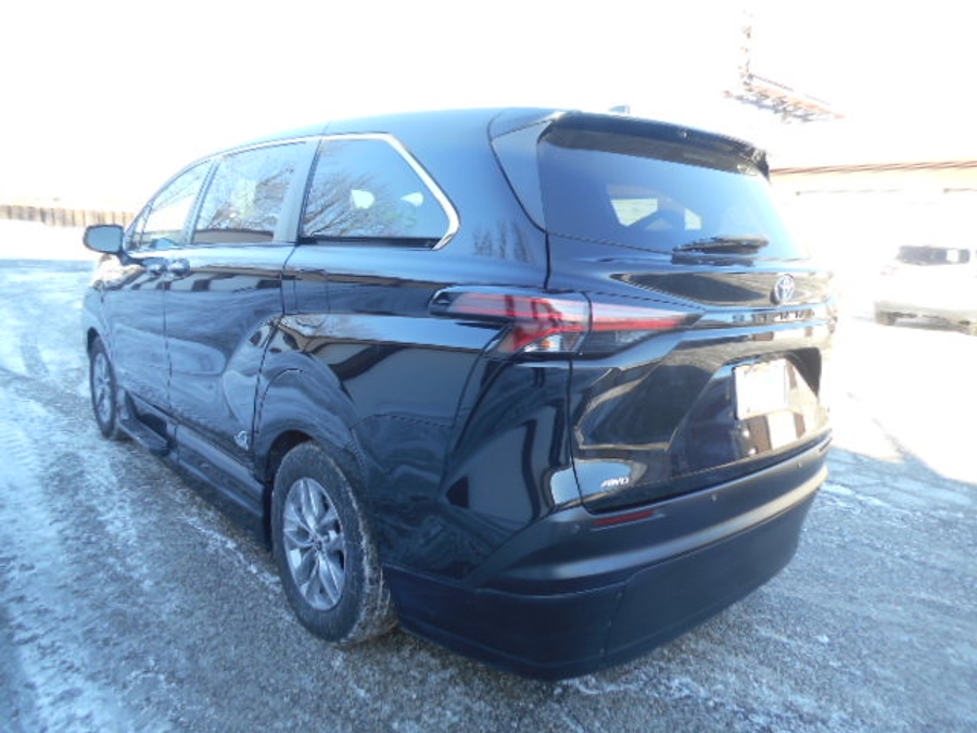 2021 TOYOTA SIENNA - Image 4