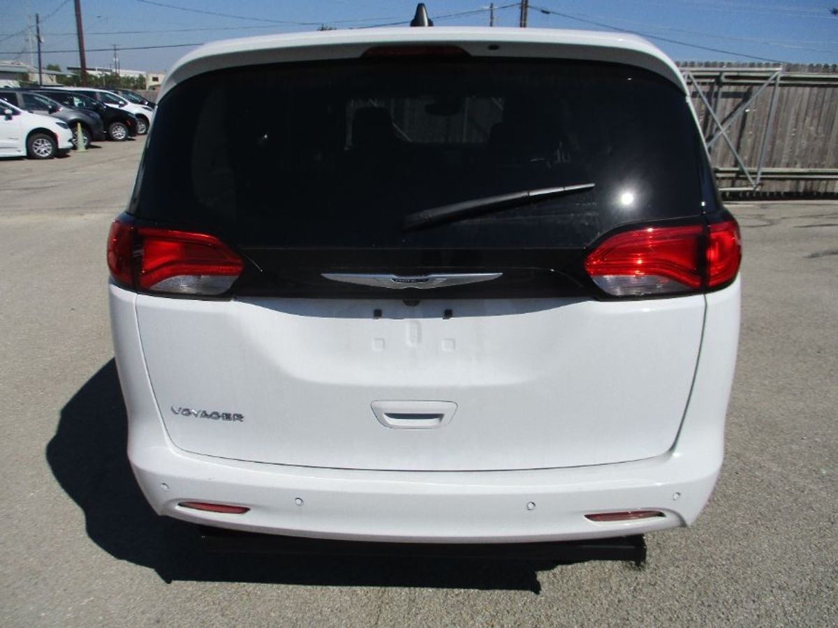 2025 CHRYSLER PACIFICA - Image 10
