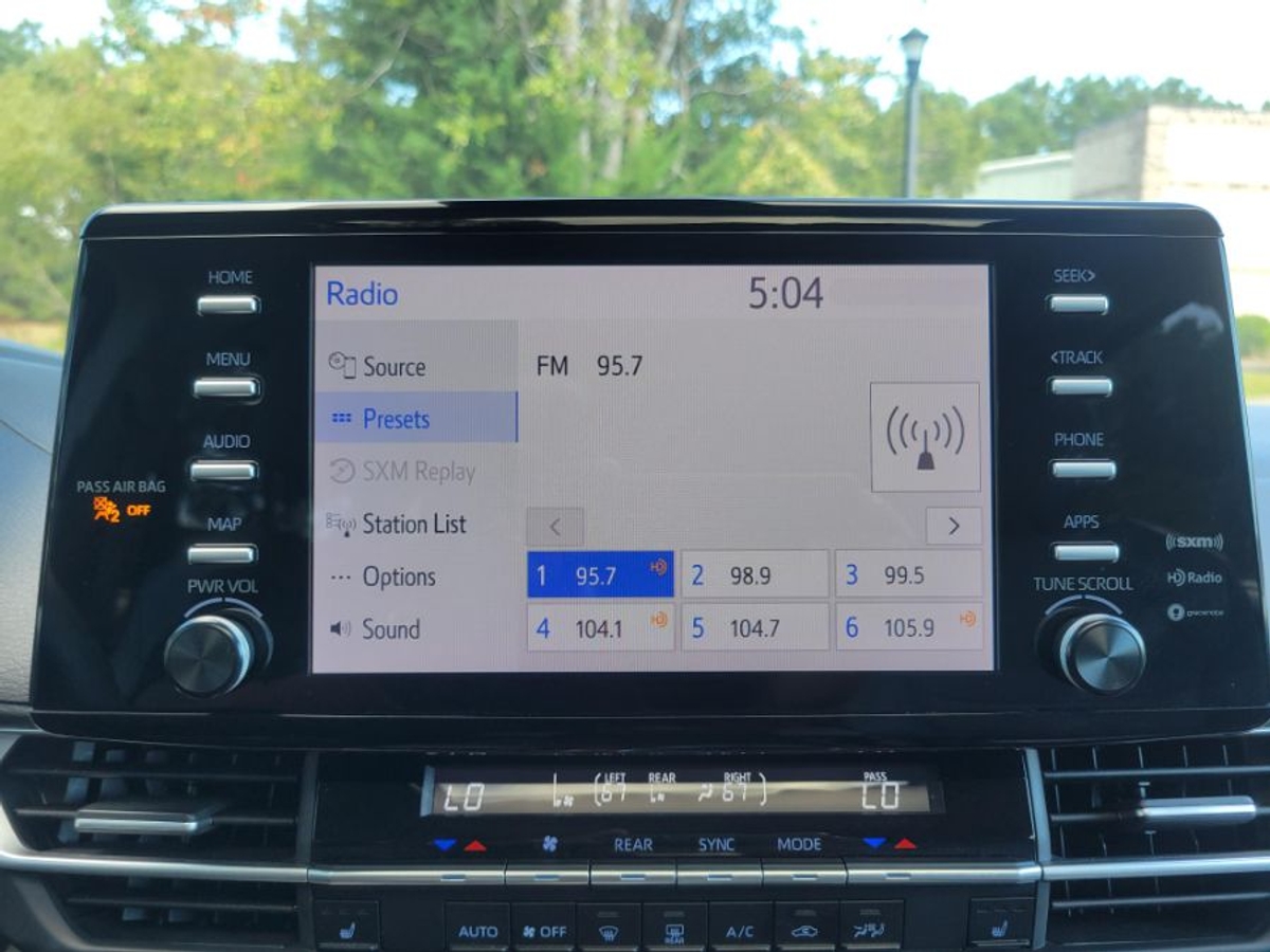 2024 TOYOTA SIENNA - Image 18