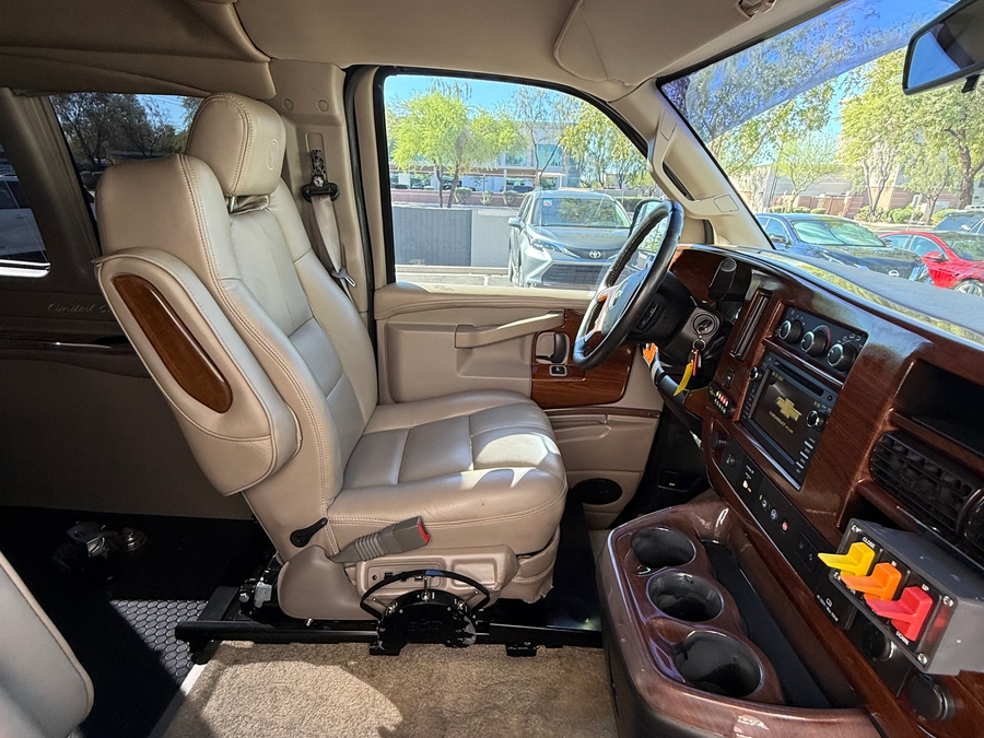 Used 2019 Chevrolet Express 2500 3dr Cargo Van - OTH Side Entry Lift Automatic Ramp
