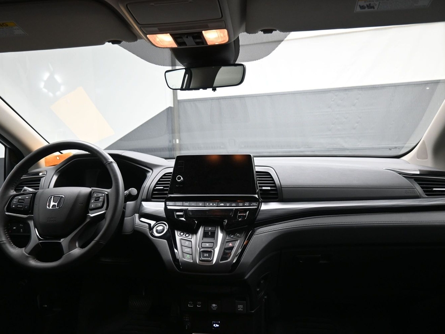 Used 2025 Honda Odyssey Elite - BraunAbility Side Entry In Floor Automatic Ramp
