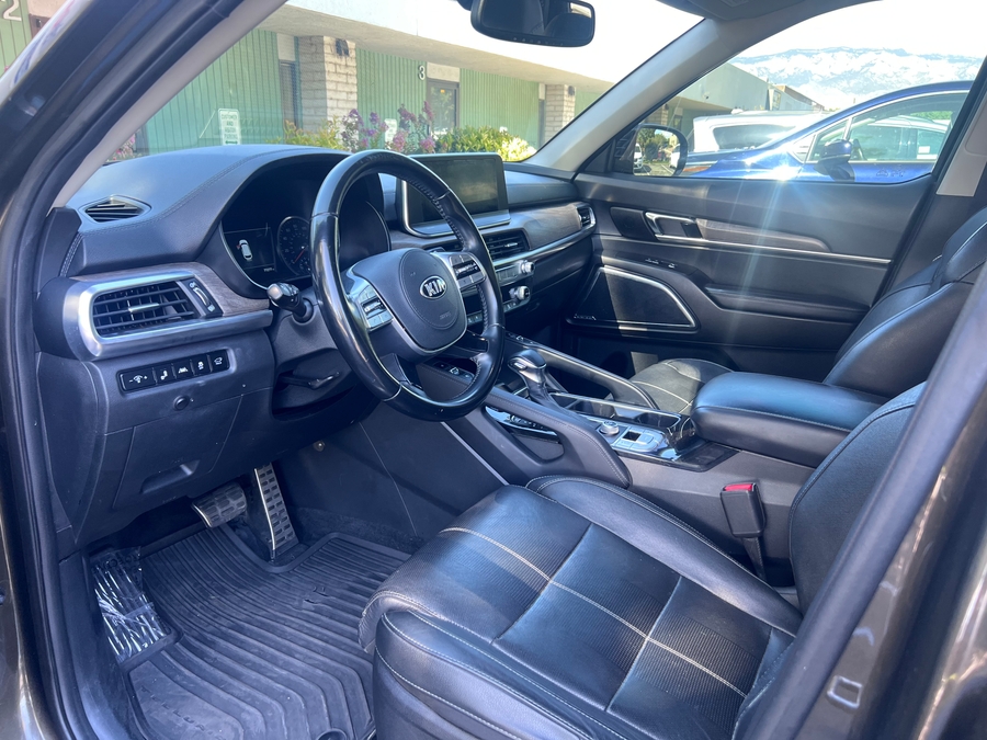 Used 2020 Kia Telluride SX - Freedom Rear Entry Fold Out Automatic Ramp