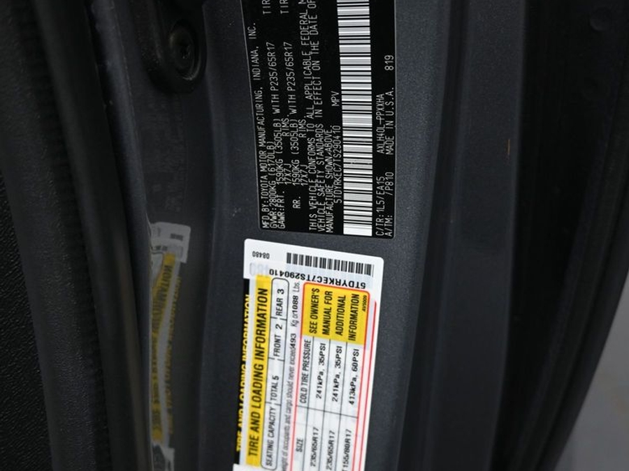 New 2026 Toyota Sienna Hybrid XLE Add - BraunAbility Side Entry Fold Out Automatic Ramp