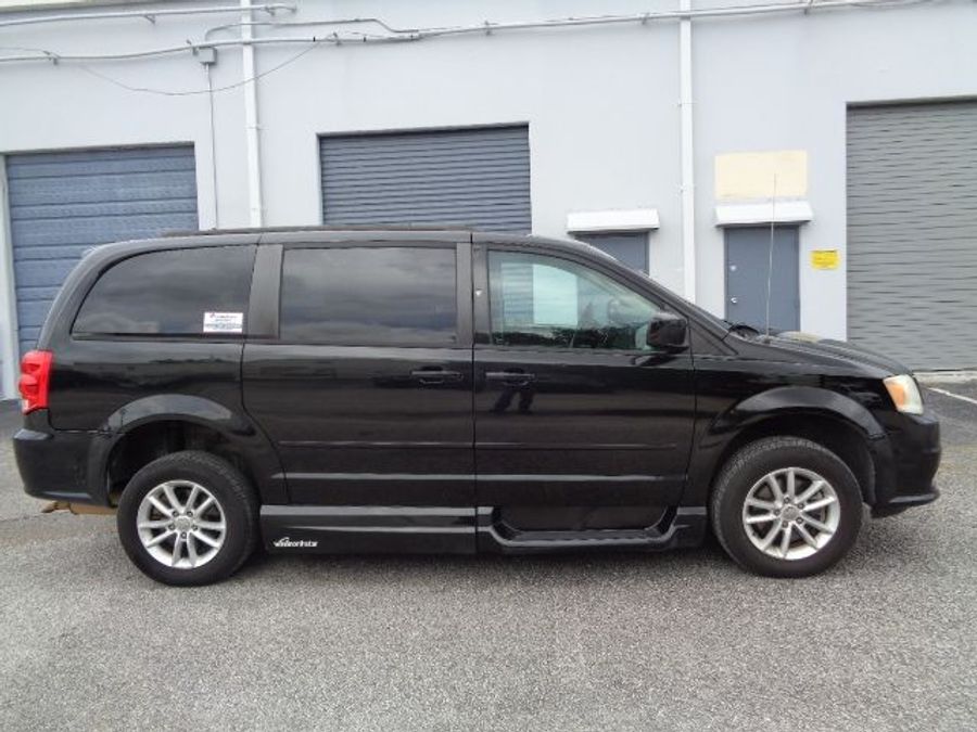 Used 2014 Dodge Grand Caravan SXT - VMI Side Entry Entry In Floor Automatic Ramp