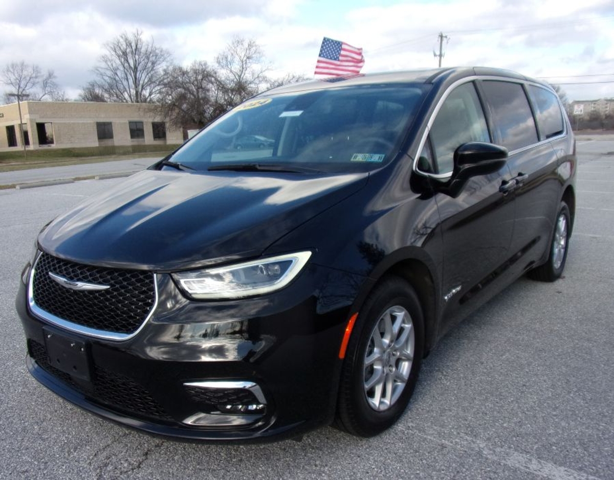 2024 CHRYSLER PACIFICA - Image 4