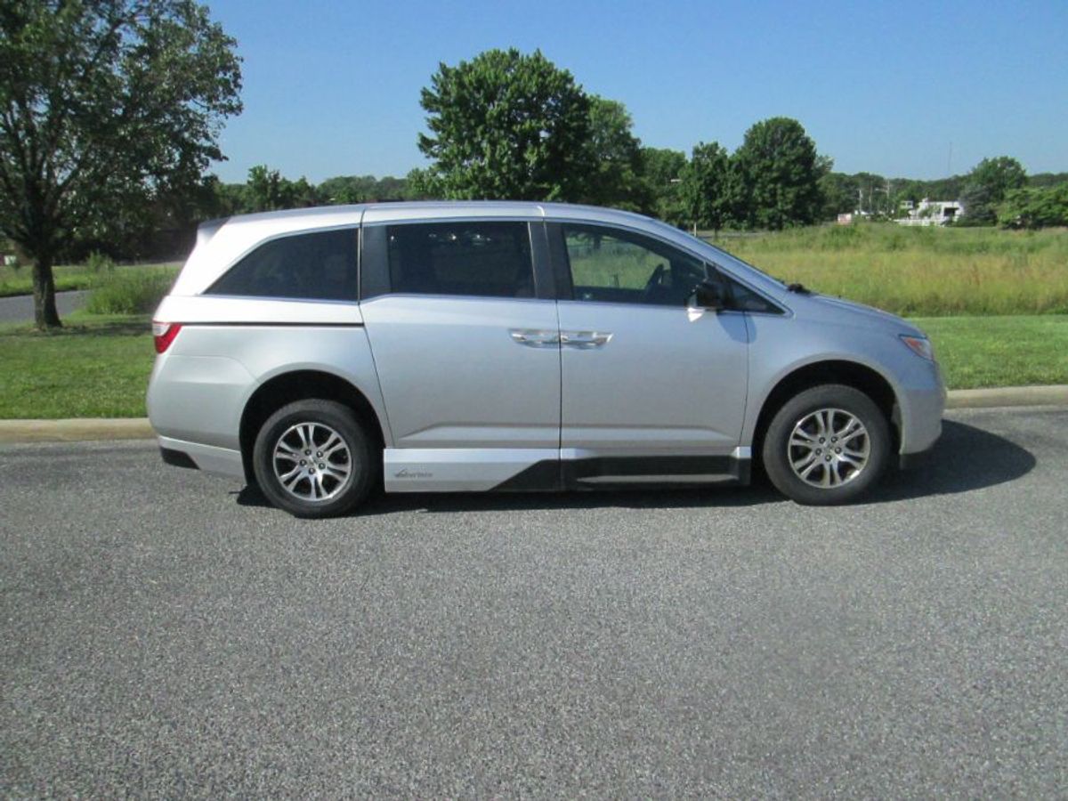  Honda Odyssey image number 5