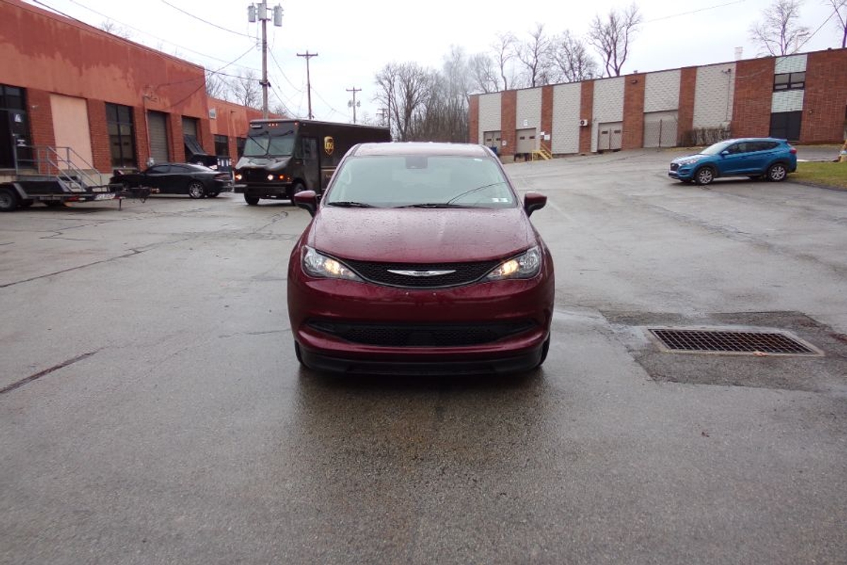 2023 CHRYSLER VOYAGER - Image 3