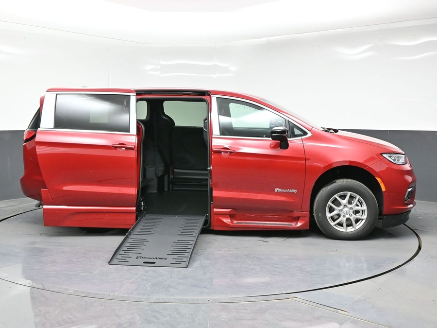 Red Chrysler Pacifica image number 7