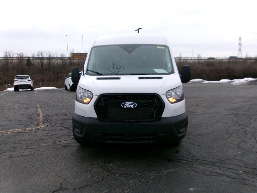 White Ford T350 image number 10
