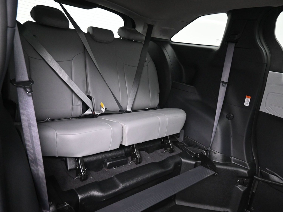 Black Toyota Sienna image number 5