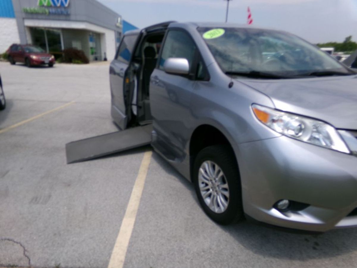2013 Toyota Sienna