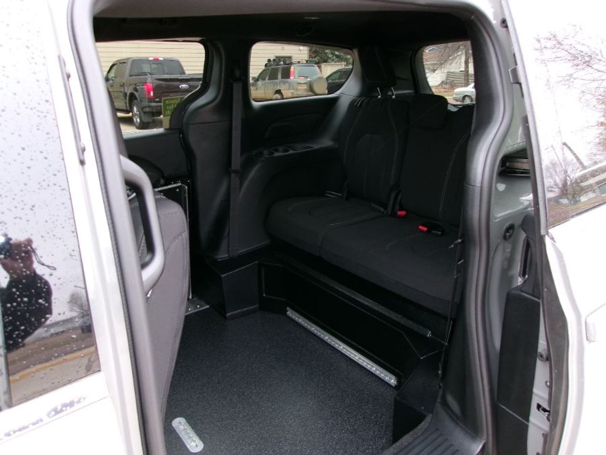 2024 CHRYSLER PACIFICA - Image 5