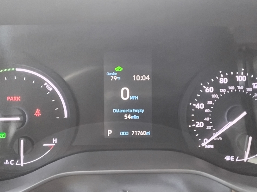 Black Toyota Sienna image number 4