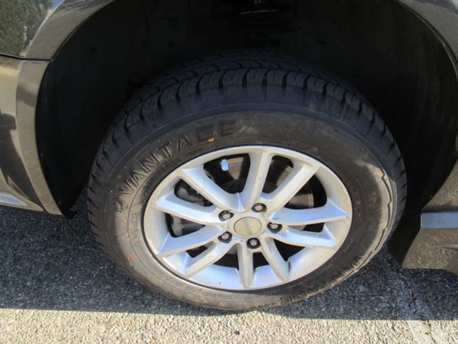 Used 2016 Dodge Grand Caravan SXT - VMI Side Entry Fold Out Automatic Ramp
