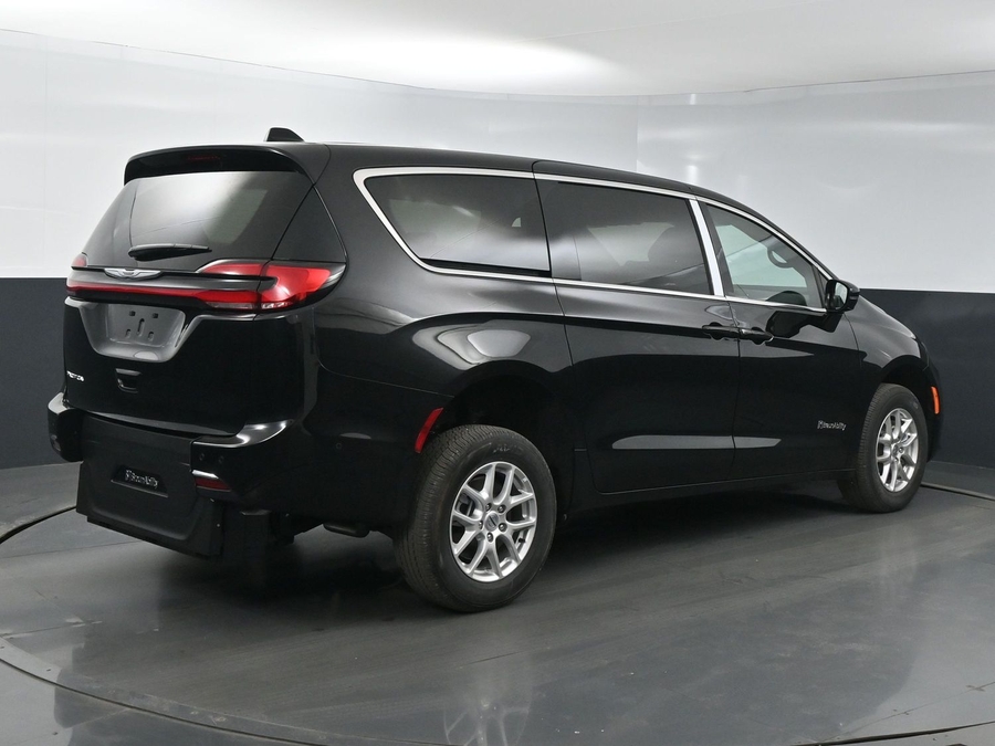New 2025 Chrysler Pacifica Select Safety - BraunAbility Rear Entry Entry Fold Out Manual Ramp