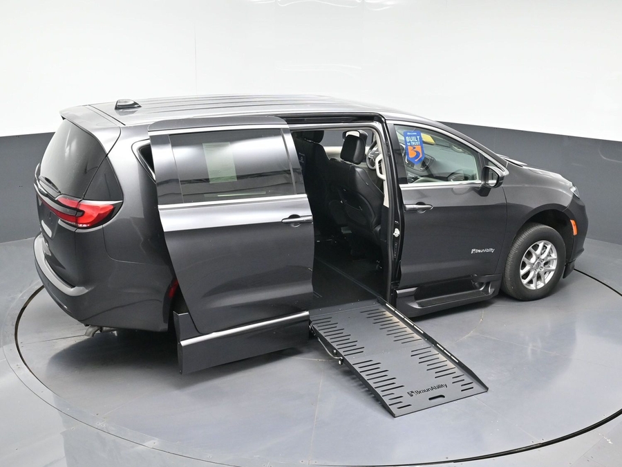 Used 2023 Chrysler Pacifica Touring L - BraunAbility Side Entry Fold Out Automatic Ramp