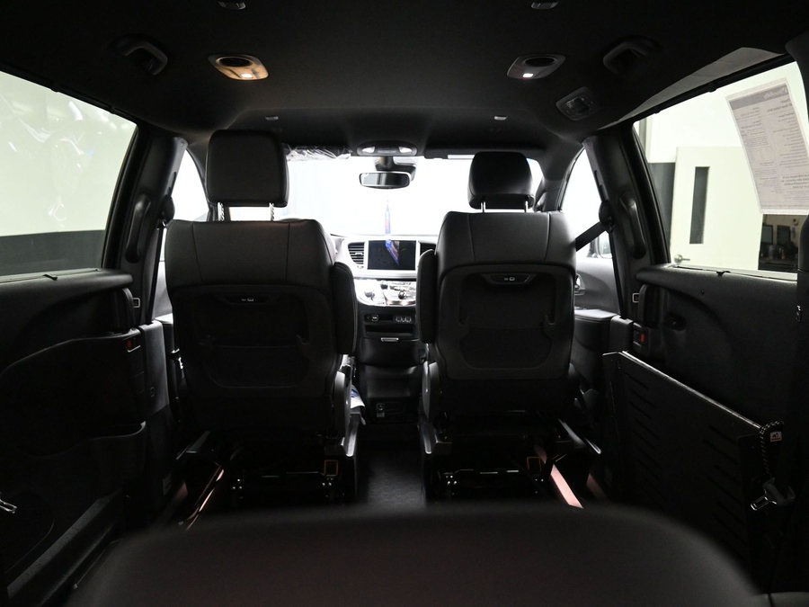 New 2025 Chrysler Pacifica Select Safety - BraunAbility Side Entry Entry Fold Out Automatic Ramp