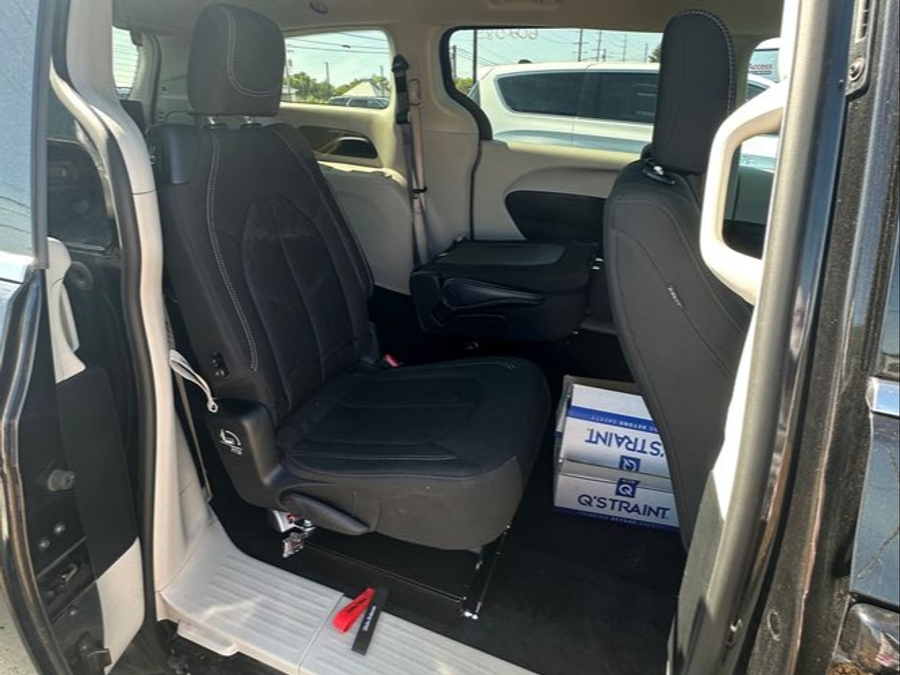 Used 2023 Chrysler Voyager LX -   Entry  Ramp