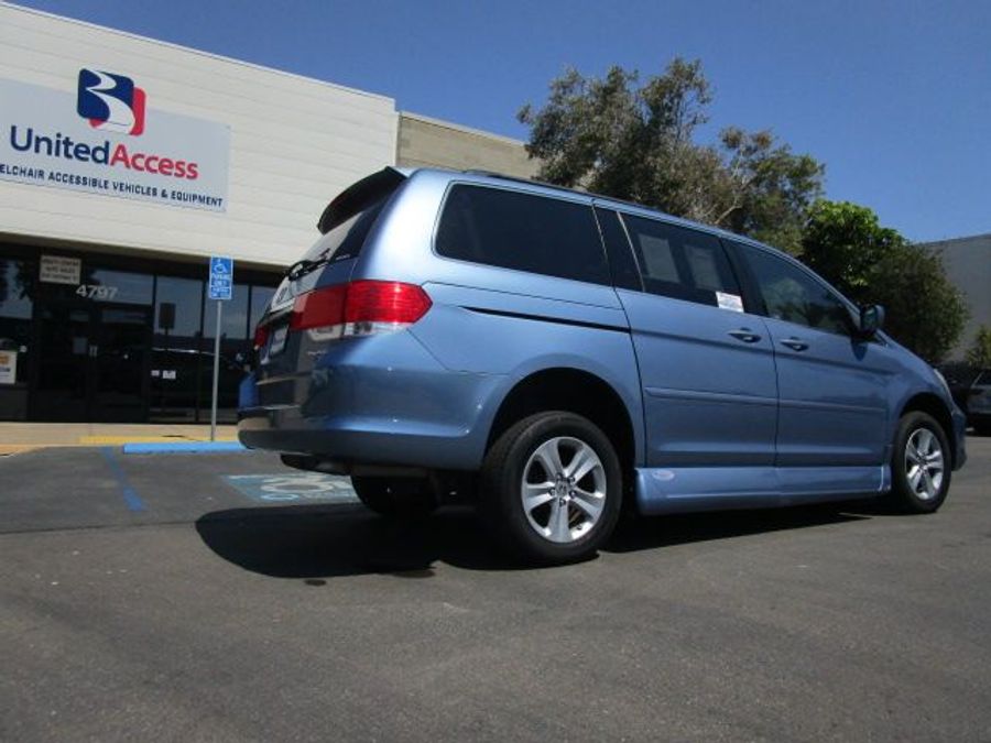 Used 2008 Honda Odyssey Touring - VMI Side Entry Entry In Floor Automatic Ramp