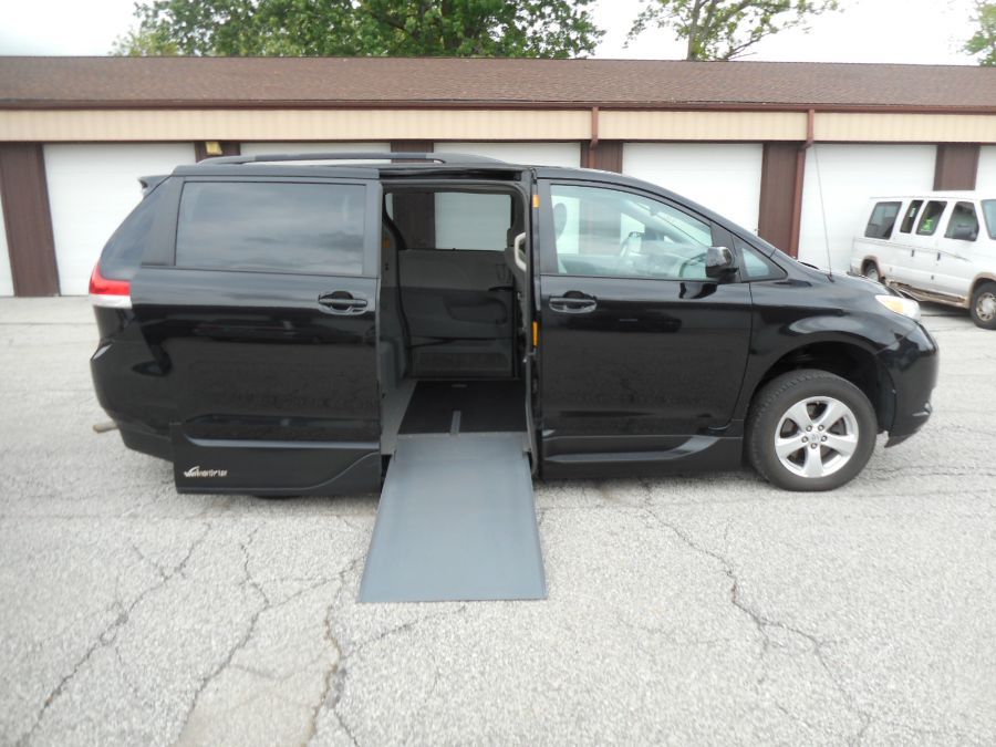 Michigan Handicap Vans for Sale [New & Used Wheelchair Vans