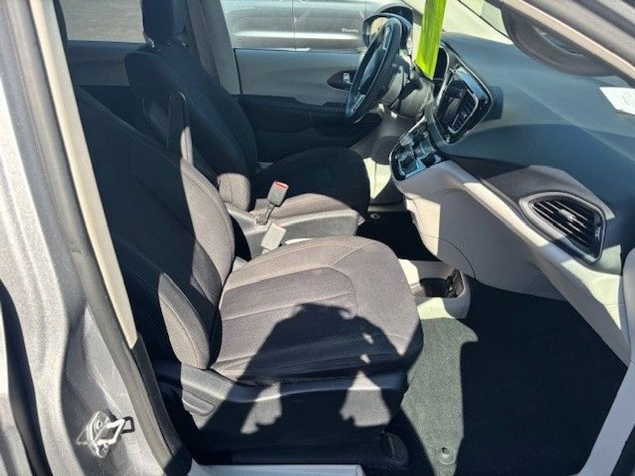Used 2017 Chrysler Pacifica Touring - AMS Rear Entry Entry Fold Out Manual Ramp