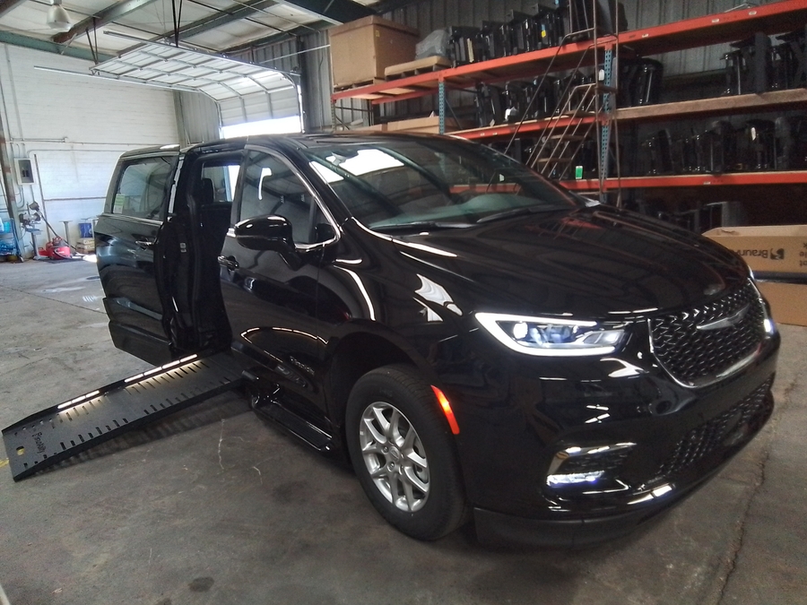 Black Chrysler Pacifica with Side Entry Automatic Fold Out ramp