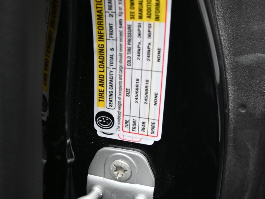 New 2027 Chrysler Pacifica Select Plus - BraunAbility Side Entry Fold Out Automatic Ramp