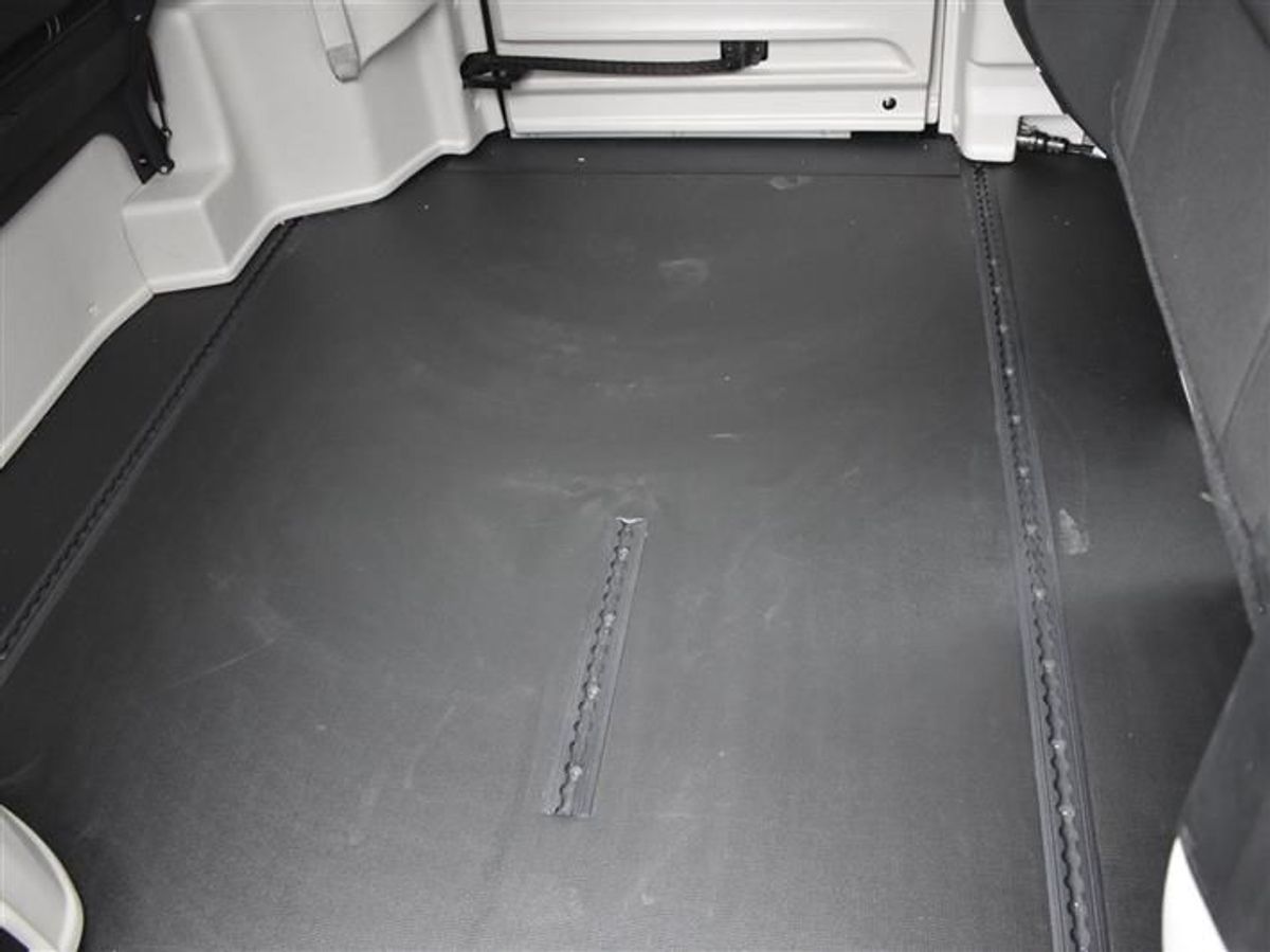 2023 CHRYSLER VOYAGER - Image 15