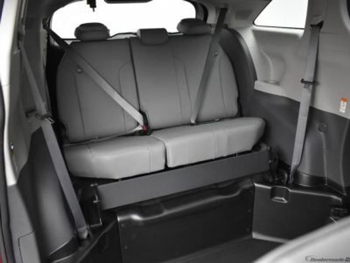 2022 TOYOTA SIENNA - Image 16