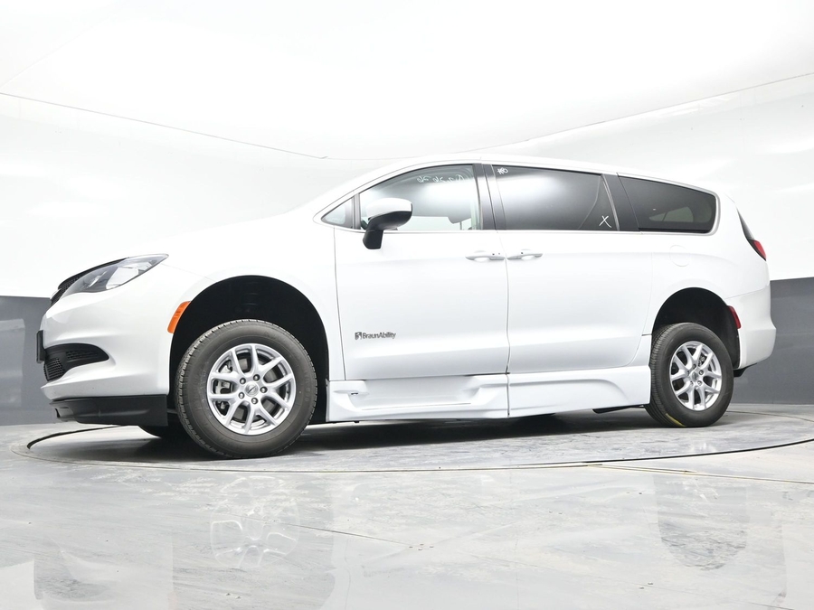 Used 2023 Chrysler Voyager LX - BraunAbility Side Entry Entry Fold Out Automatic Ramp
