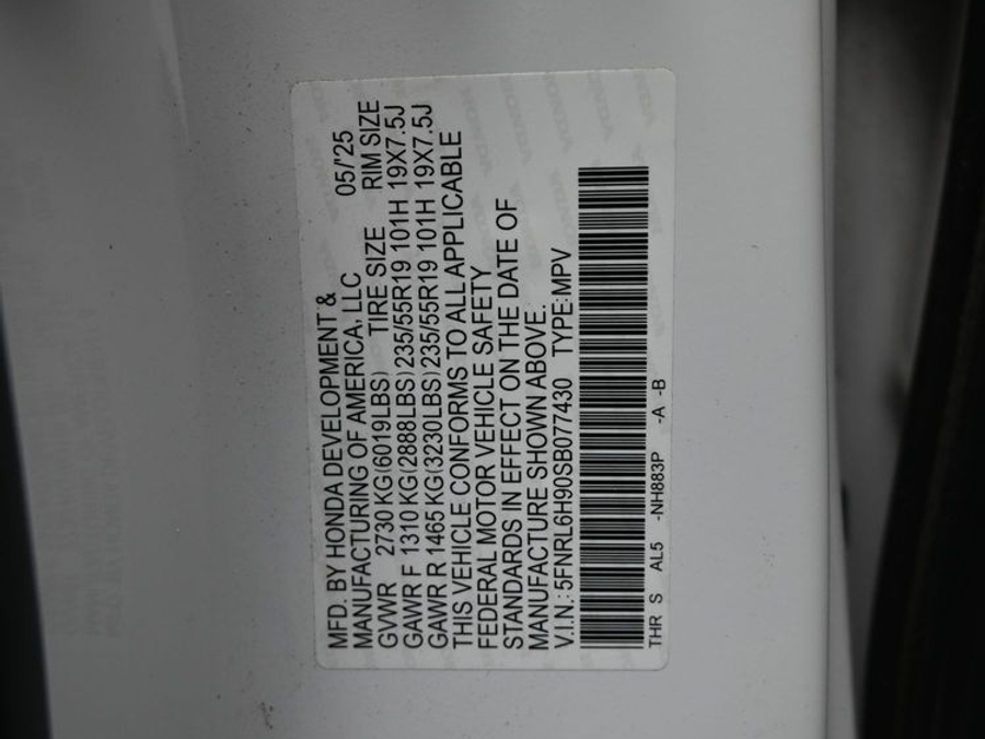 Used 2025 Honda Odyssey Elite - BraunAbility Side Entry In Floor Automatic Ramp