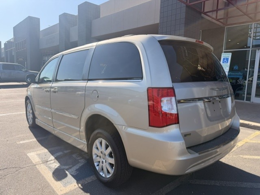 Used 2014 Chrysler Town and Country Touring - AMS Side Entry Fold Out Automatic Ramp
