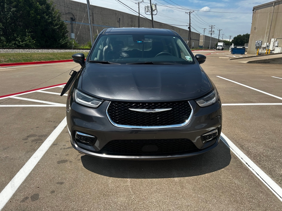 Used 2023 Chrysler Pacifica Touring L - BraunAbility Side Entry Fold Out Automatic Ramp