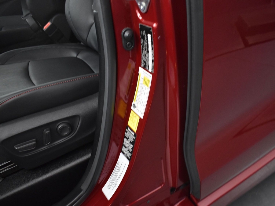 New 2025 Toyota Sienna Hybrid XSE Sport - BraunAbility Side Entry Entry In Floor Automatic Ramp