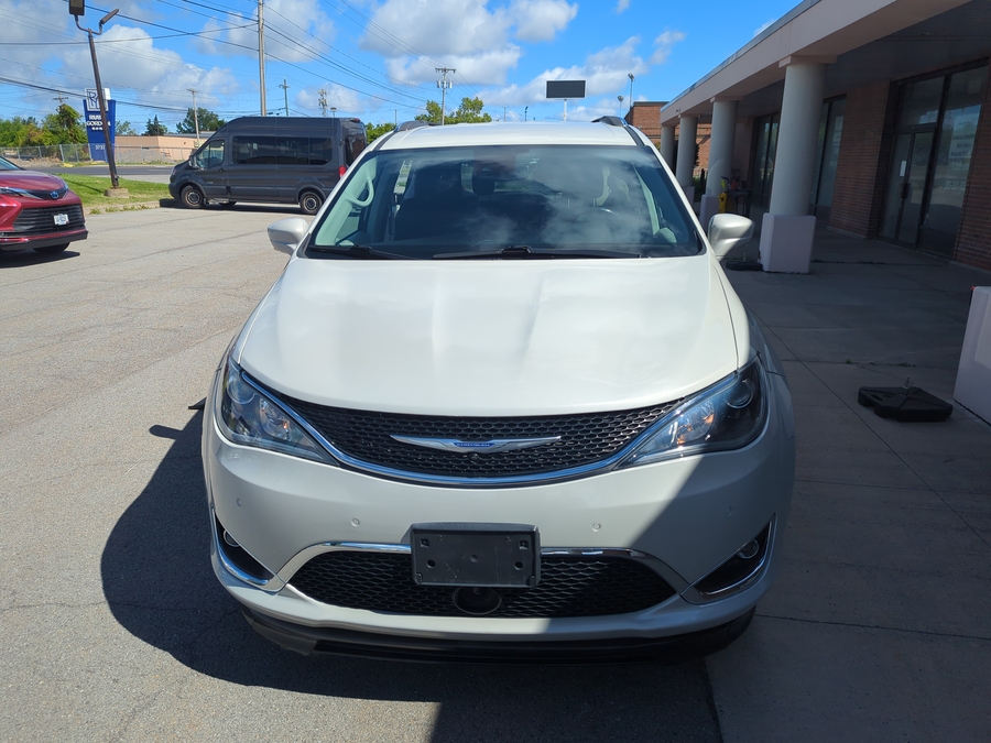 Used 2020 Chrysler Pacifica Touring L Plus - BraunAbility Side Entry In Floor Automatic Ramp
