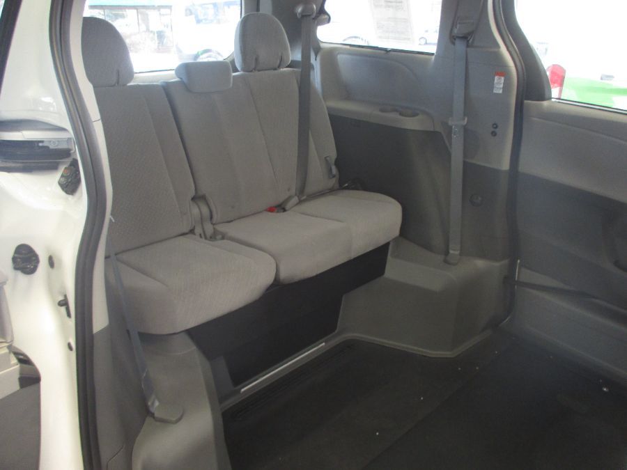 2020 TOYOTA SIENNA - Image 7