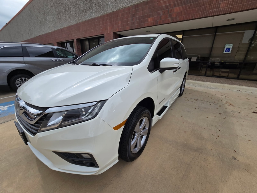 Used 2019 Honda Odyssey EX-L - BraunAbility Side Entry In Floor Automatic Ramp
