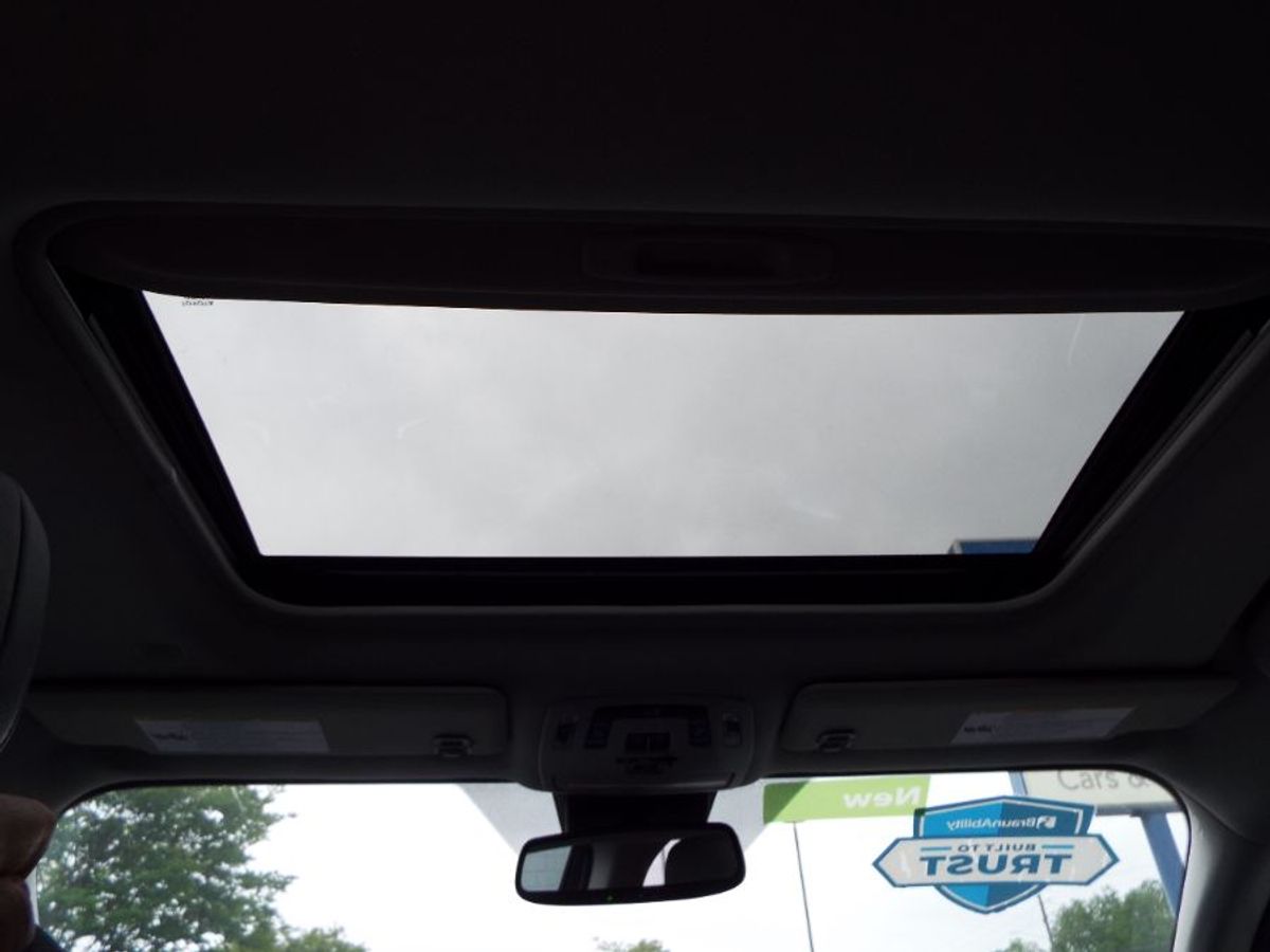 2024 TOYOTA SIENNA - Image 24