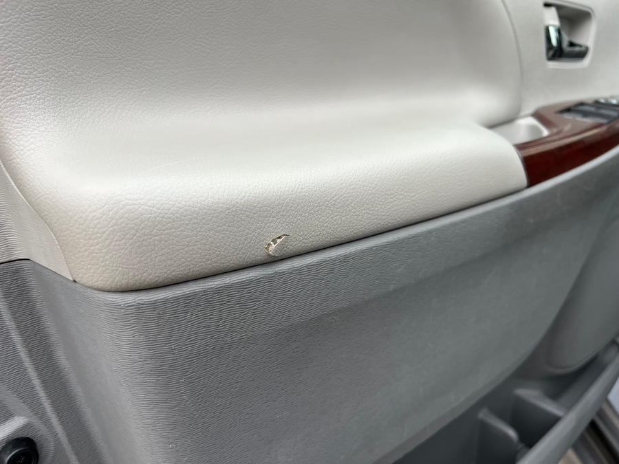 Used 2012 Toyota Sienna XLE - BraunAbility Side Entry Entry Fold Out Automatic Ramp