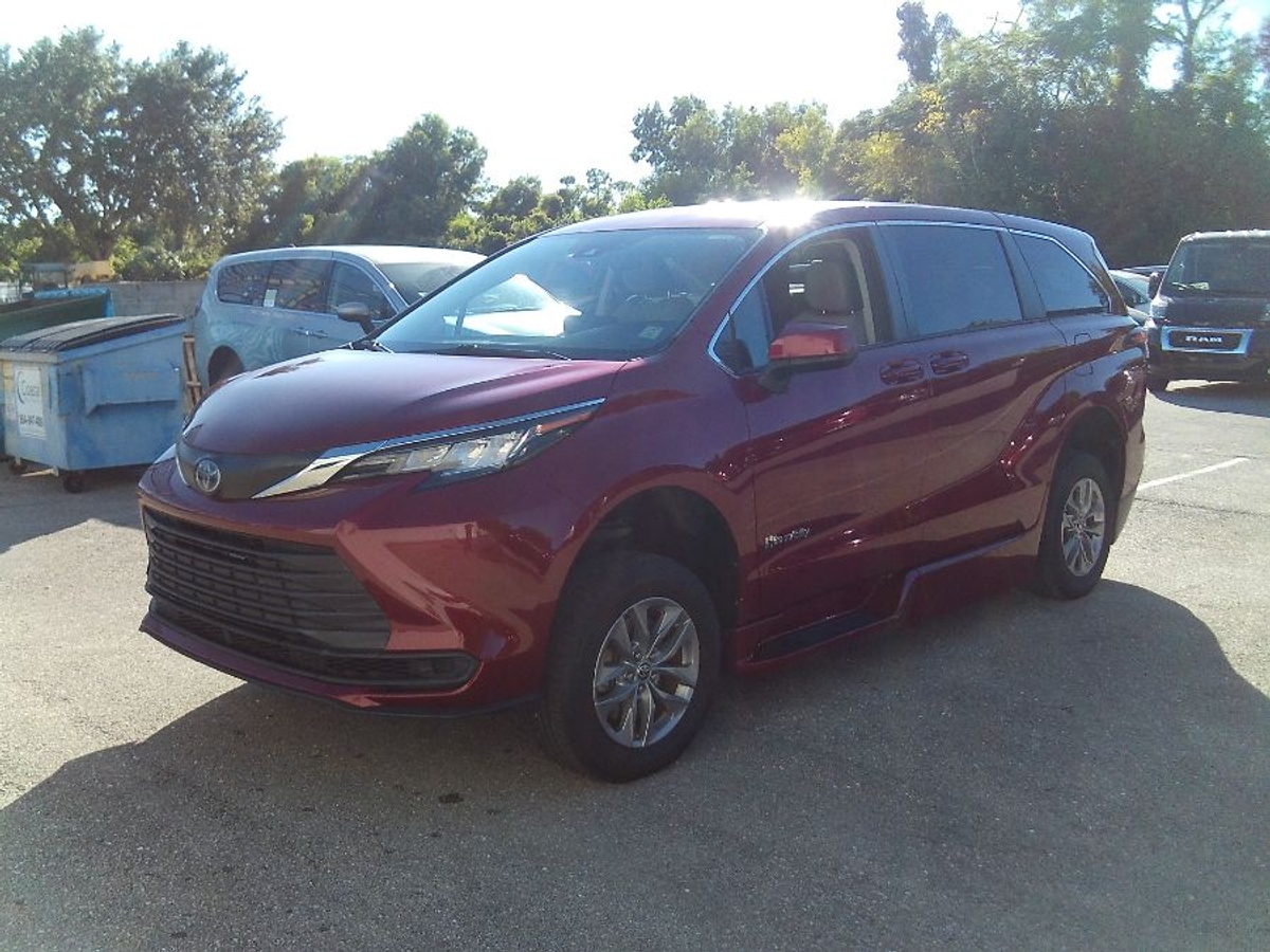 2022 TOYOTA SIENNA - Image 3