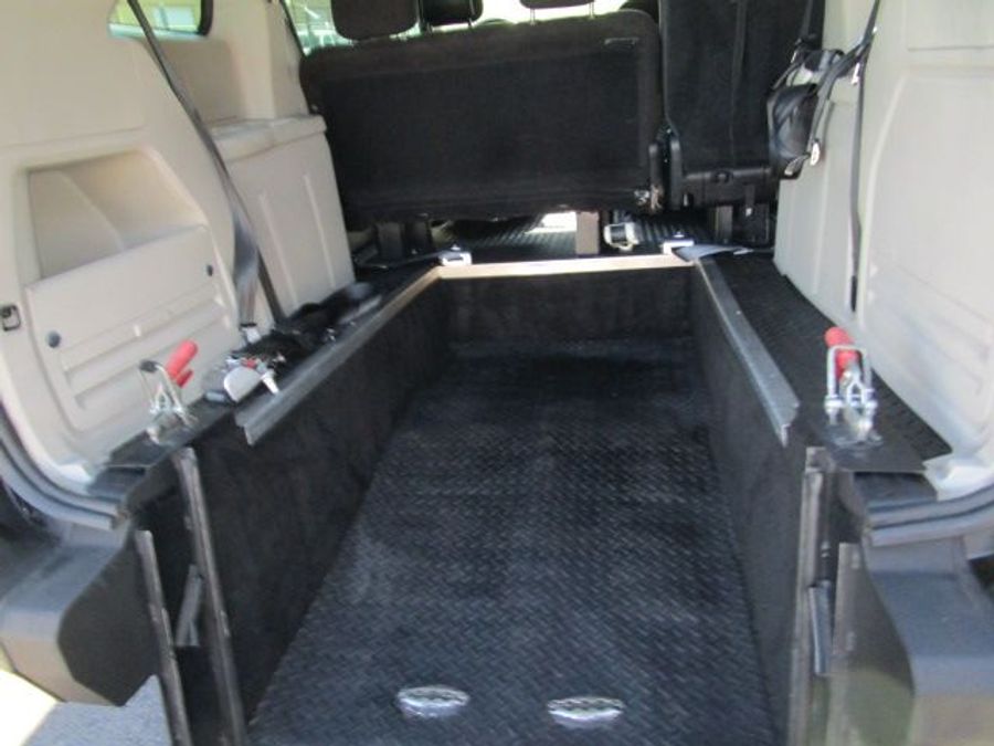 Used 2014 Dodge Grand Caravan American Value Package - Freedom Rear Entry Entry Fold Out Manual Ramp