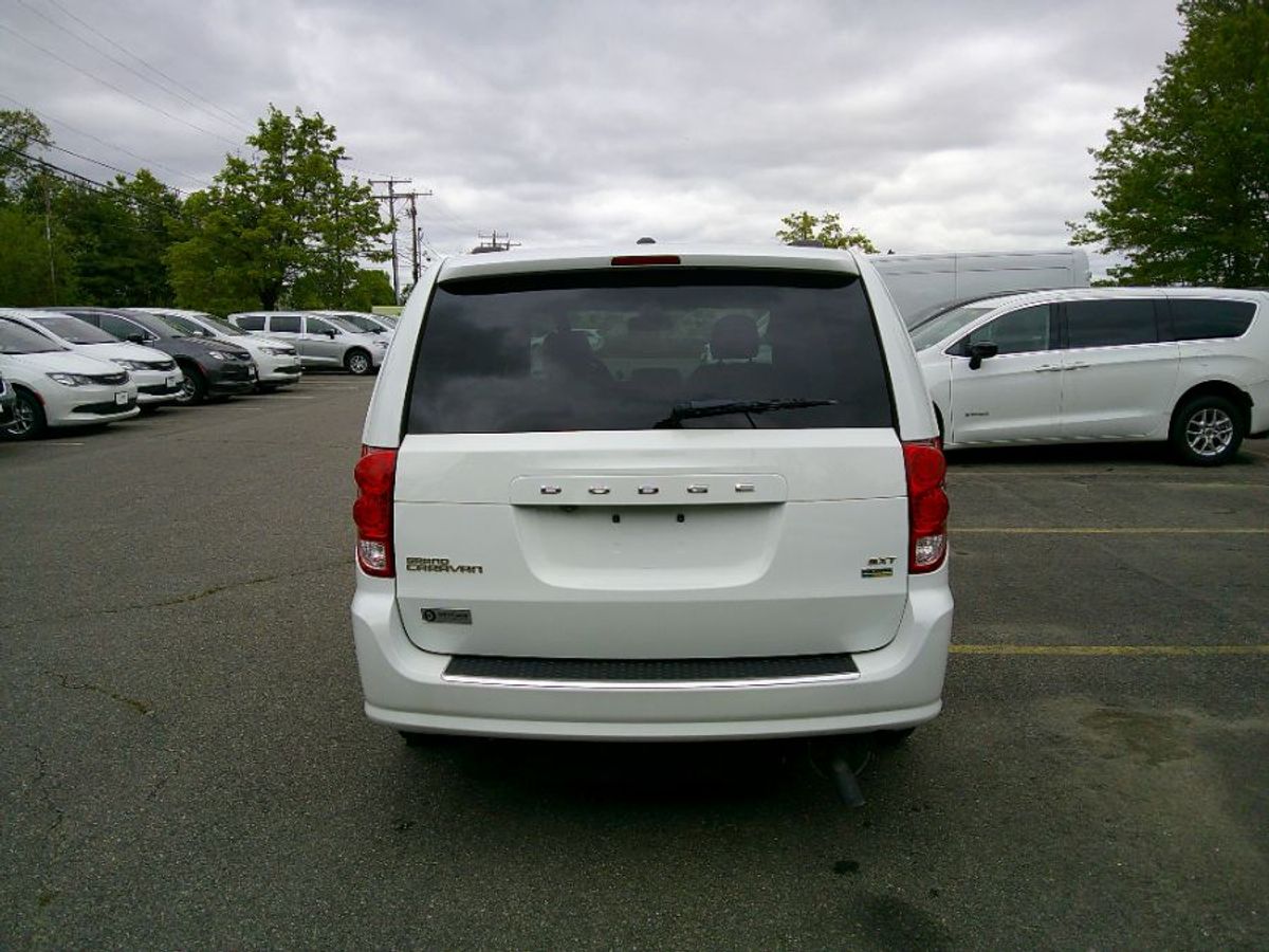 Número de imagen del Dodge Grand Caravan blanco 6