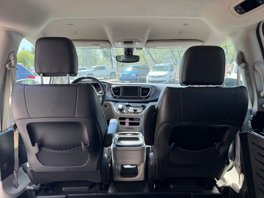 Used 2020 Chrysler Pacifica Touring L - BraunAbility Side Entry Entry Fold Out Manual Ramp