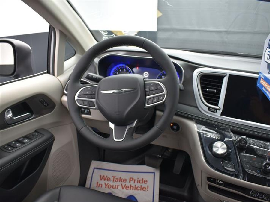 Used 2024 Chrysler Pacifica Touring L - BraunAbility Side Entry Fold Out Automatic Ramp