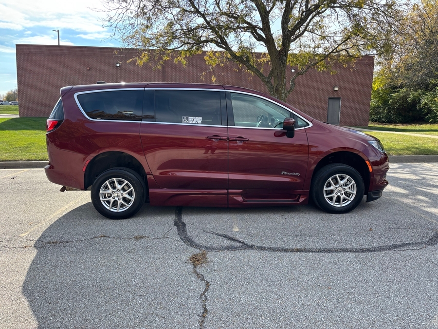Used 2023 Chrysler Voyager LX - BraunAbility Side Entry Entry Fold Out Automatic Ramp