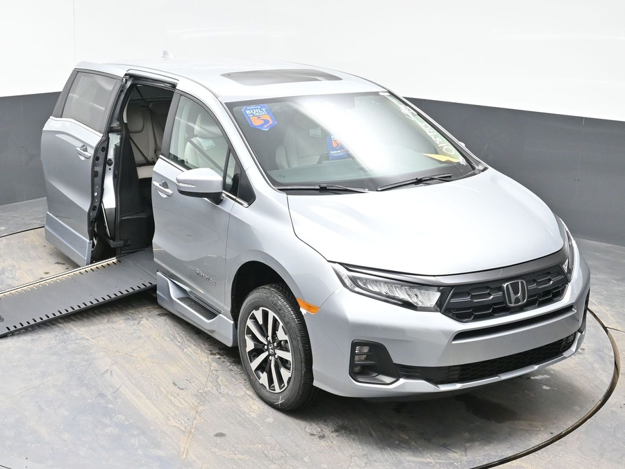 New 2026 Honda Odyssey EX-L - BraunAbility Side Entry Entry In Floor Automatic Ramp