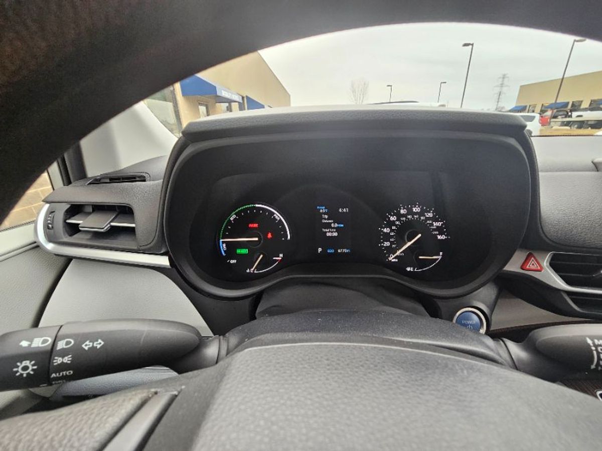 2023 TOYOTA SIENNA - Image 12